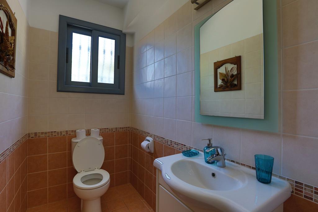 Villa Infinite Blu Paphos Eksteriør billede