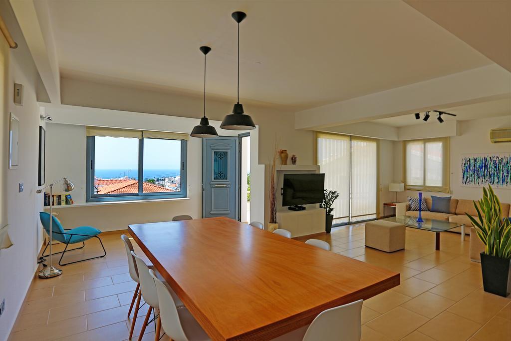 Villa Infinite Blu Paphos Eksteriør billede