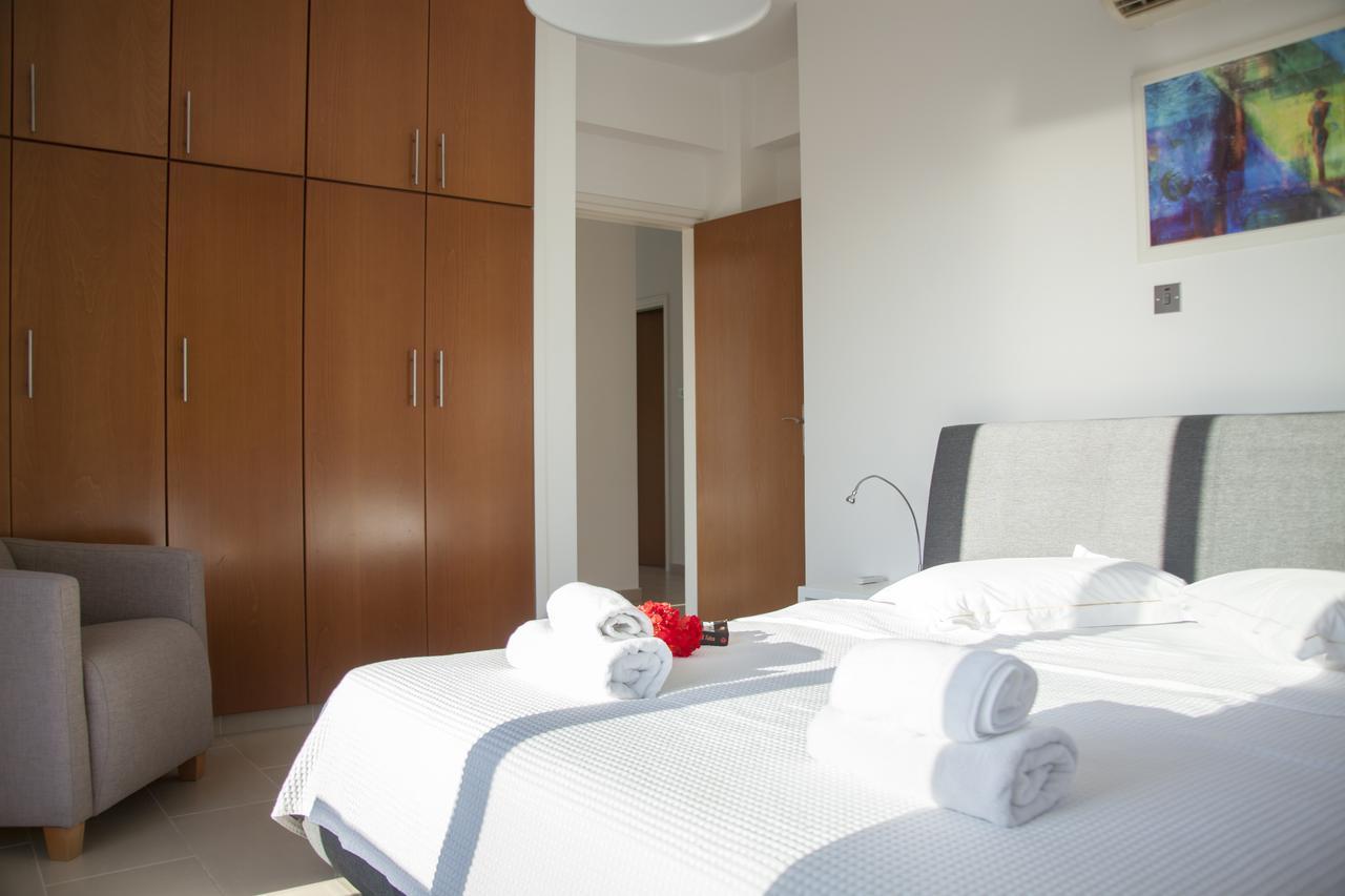 Villa Infinite Blu Paphos Eksteriør billede
